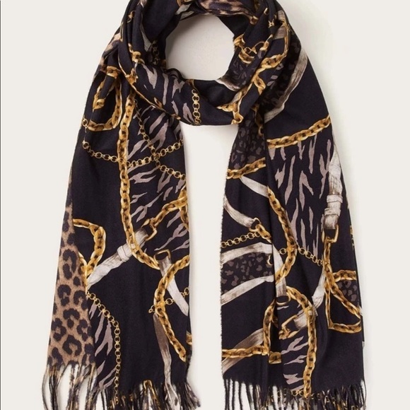 Accessories - Chain Print Tassel Trim Scarf